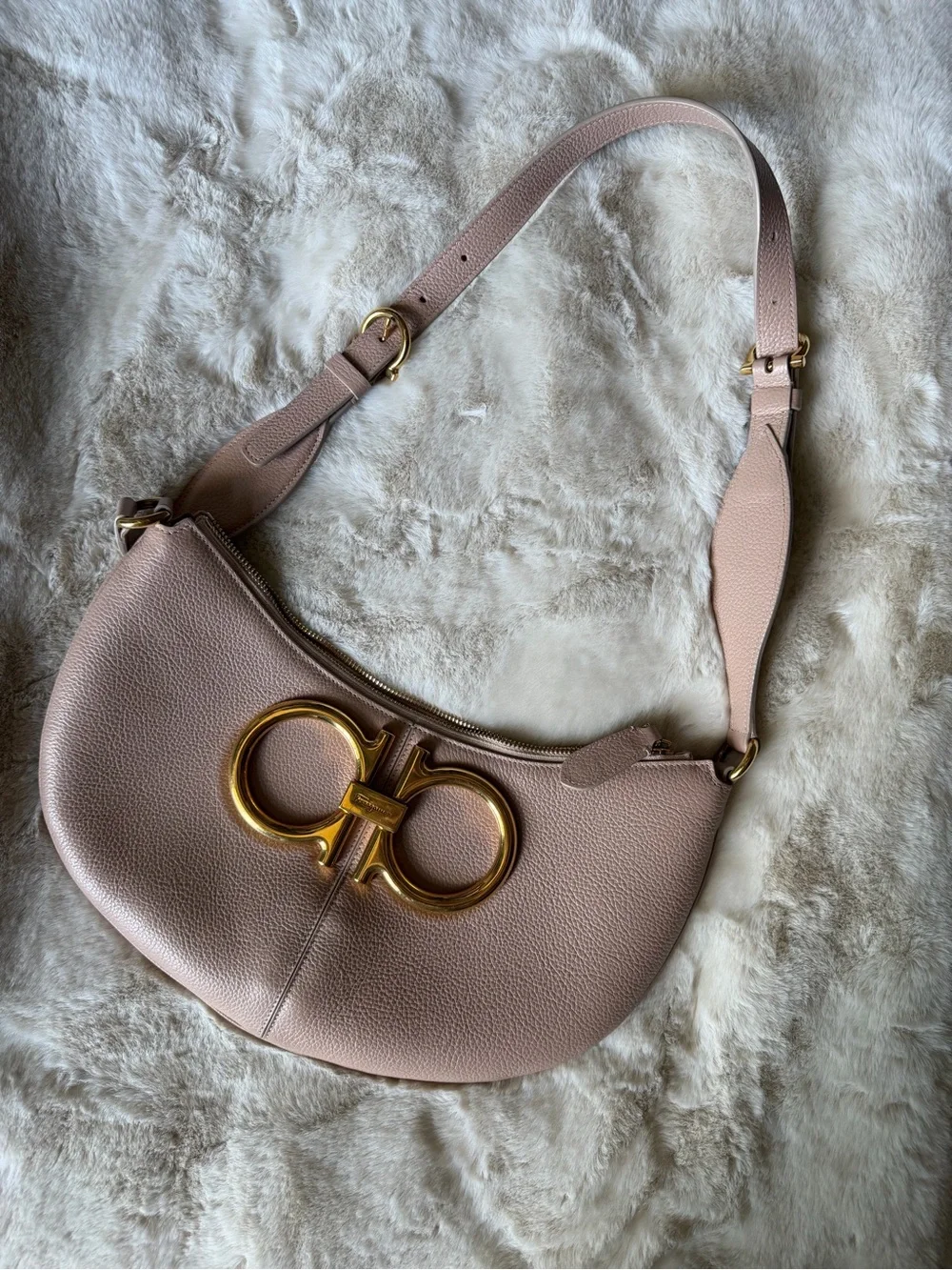 Salvatore Ferragamo Blush Pink Gancini Pebbled Leather Shoulder Bag